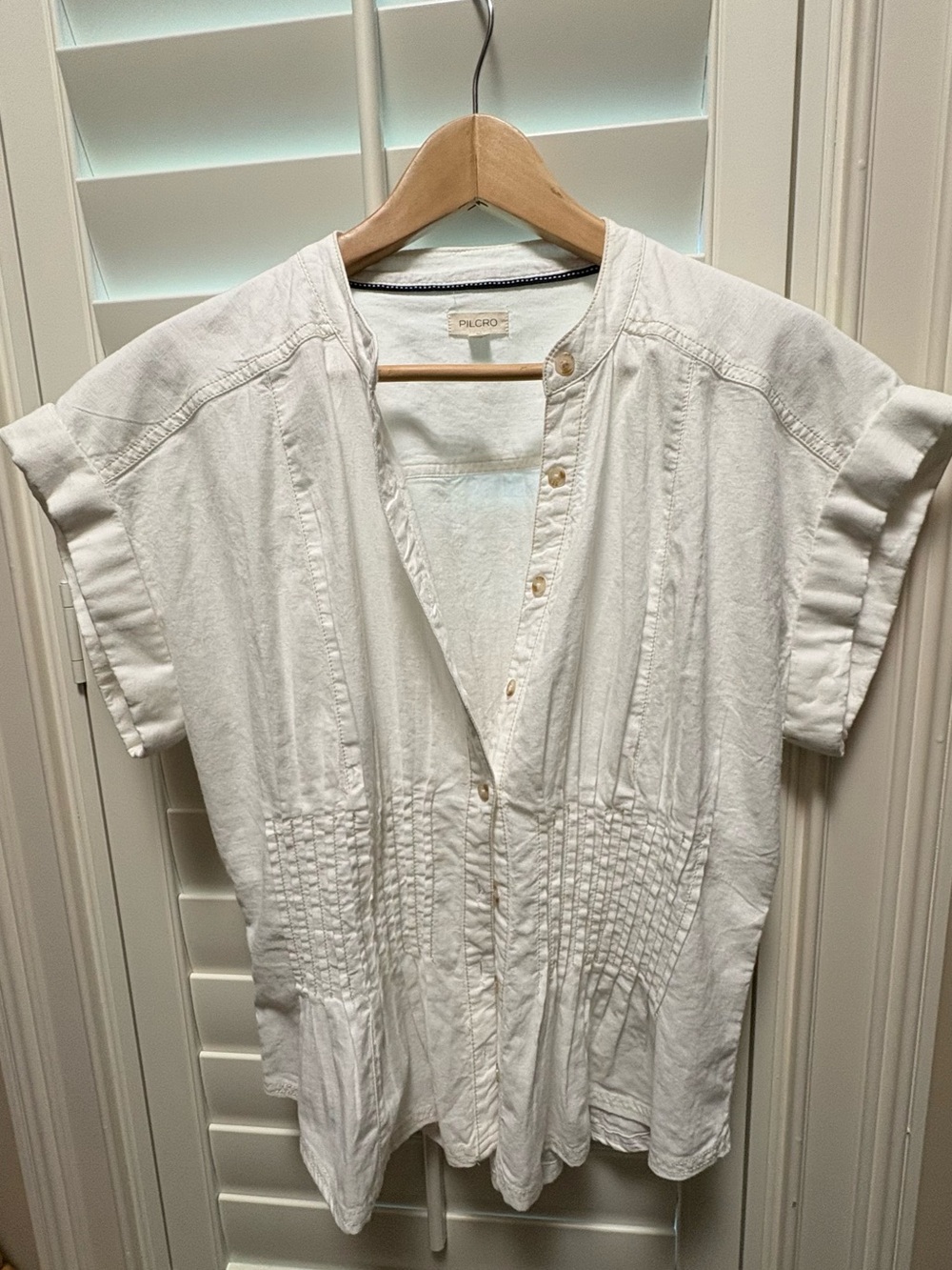 The Linden Denim Pleated
Waisted Blouse by Pilcro - Picture 5 of 7